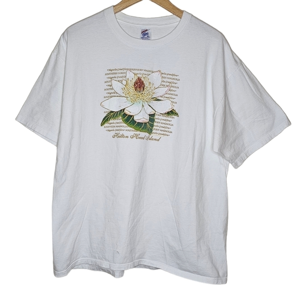 Hilton Head Island Graphic Shirt Size XL on a Jerzee's Combined Cotton